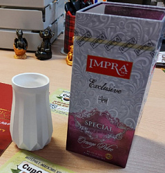 Подарочный набор Чай IMPRA Special чёрный цейлонский крупнолистовой ж/б, 200г и ВАЗОЧКА